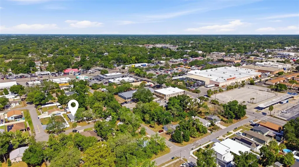 8512 N Dixon Avenue Tampa FL 33604