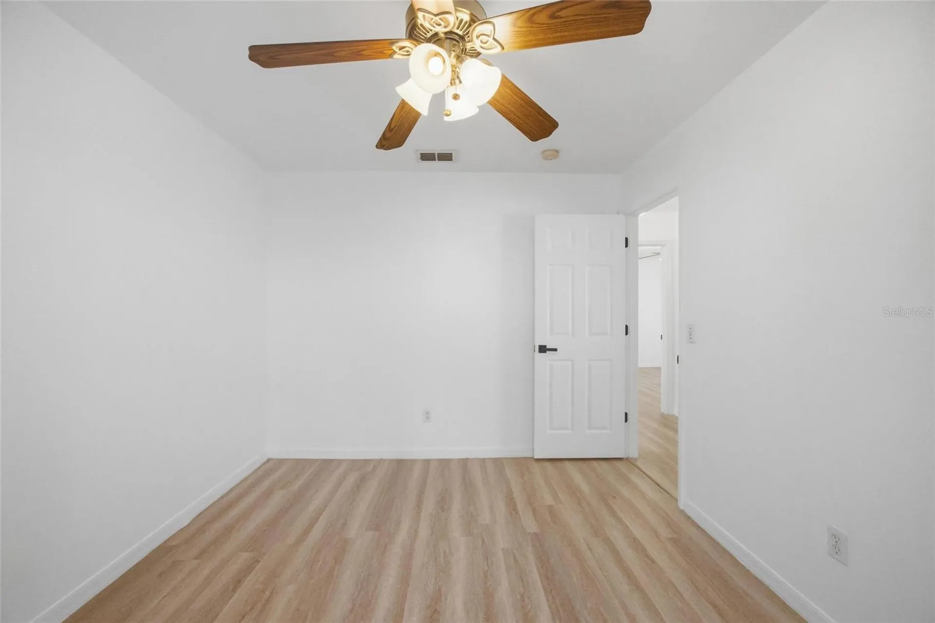 8512 N Dixon Avenue Tampa FL 33604