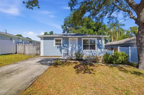 8512 N Dixon Avenue Tampa FL 33604