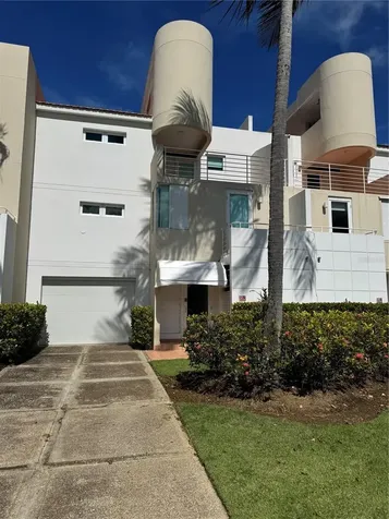 Villas De Golf Oeste Dorado Del Mar Boulevard Dorado PR 00646