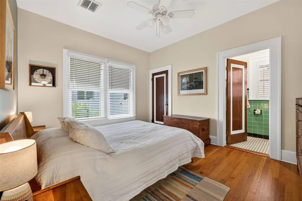 2845 7th Avenue N St Petersburg FL 33713