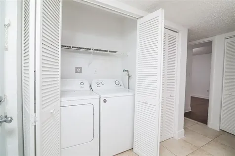 4789 S Texas Avenue Orlando FL 32839