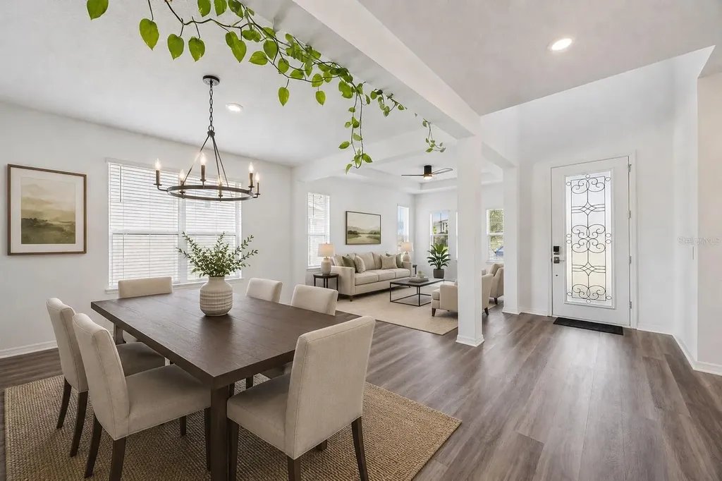 1168 Pando Loop Orlando FL 32824