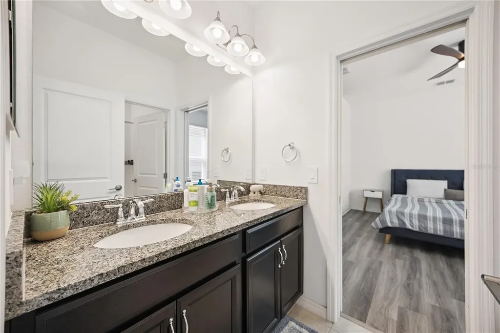 1168 Pando Loop Orlando FL 32824