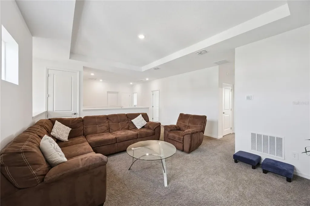 1168 Pando Loop Orlando FL 32824