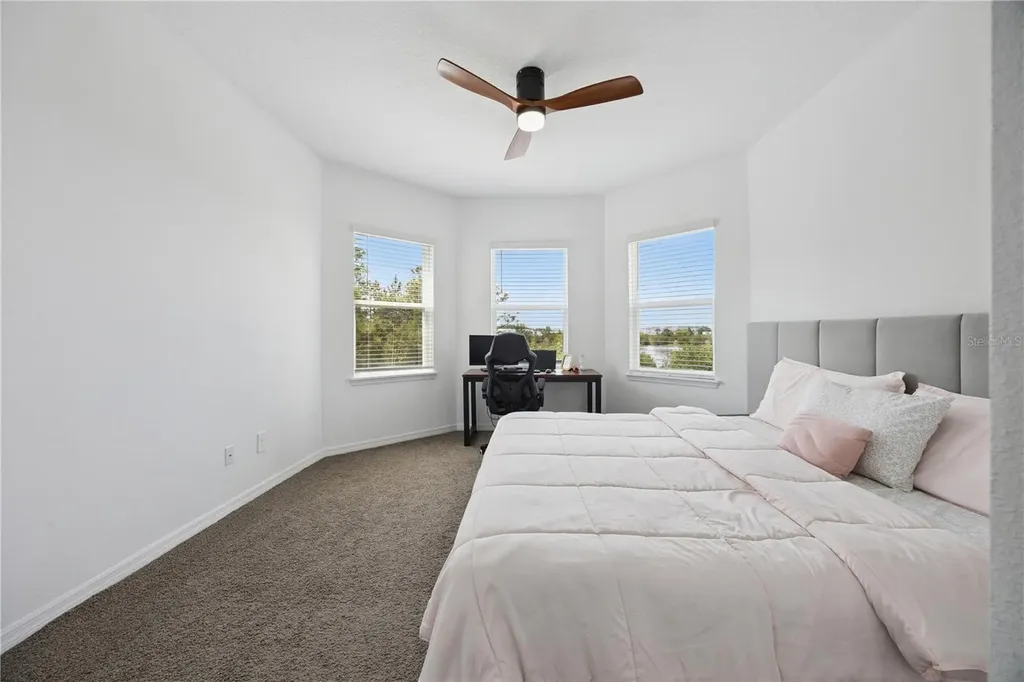 1168 Pando Loop Orlando FL 32824