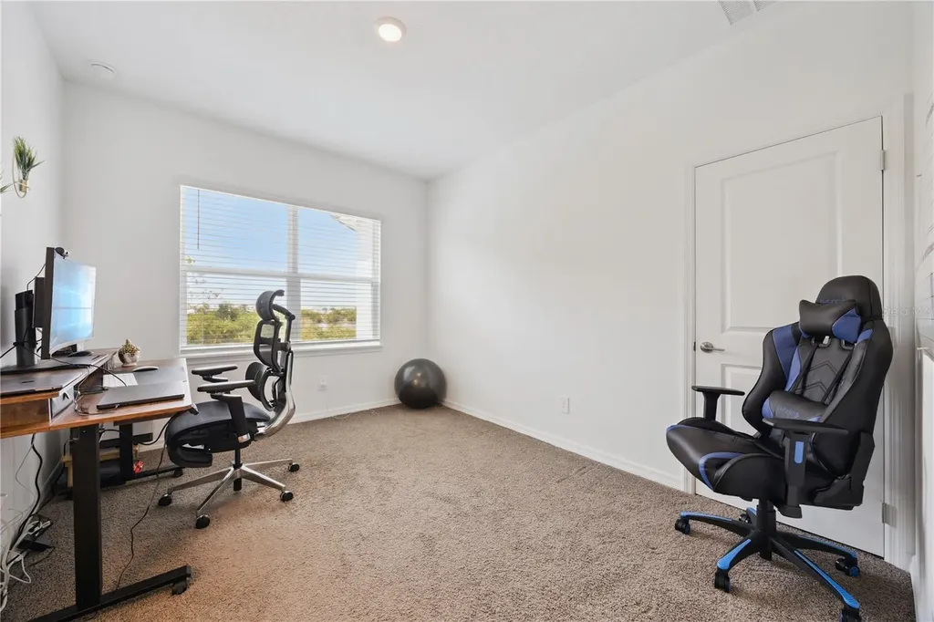 1168 Pando Loop Orlando FL 32824