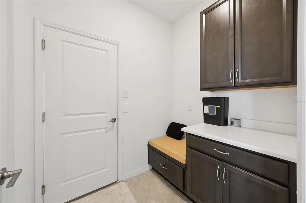 1168 Pando Loop Orlando FL 32824