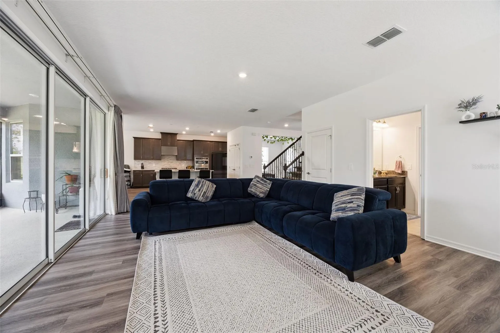 1168 Pando Loop Orlando FL 32824