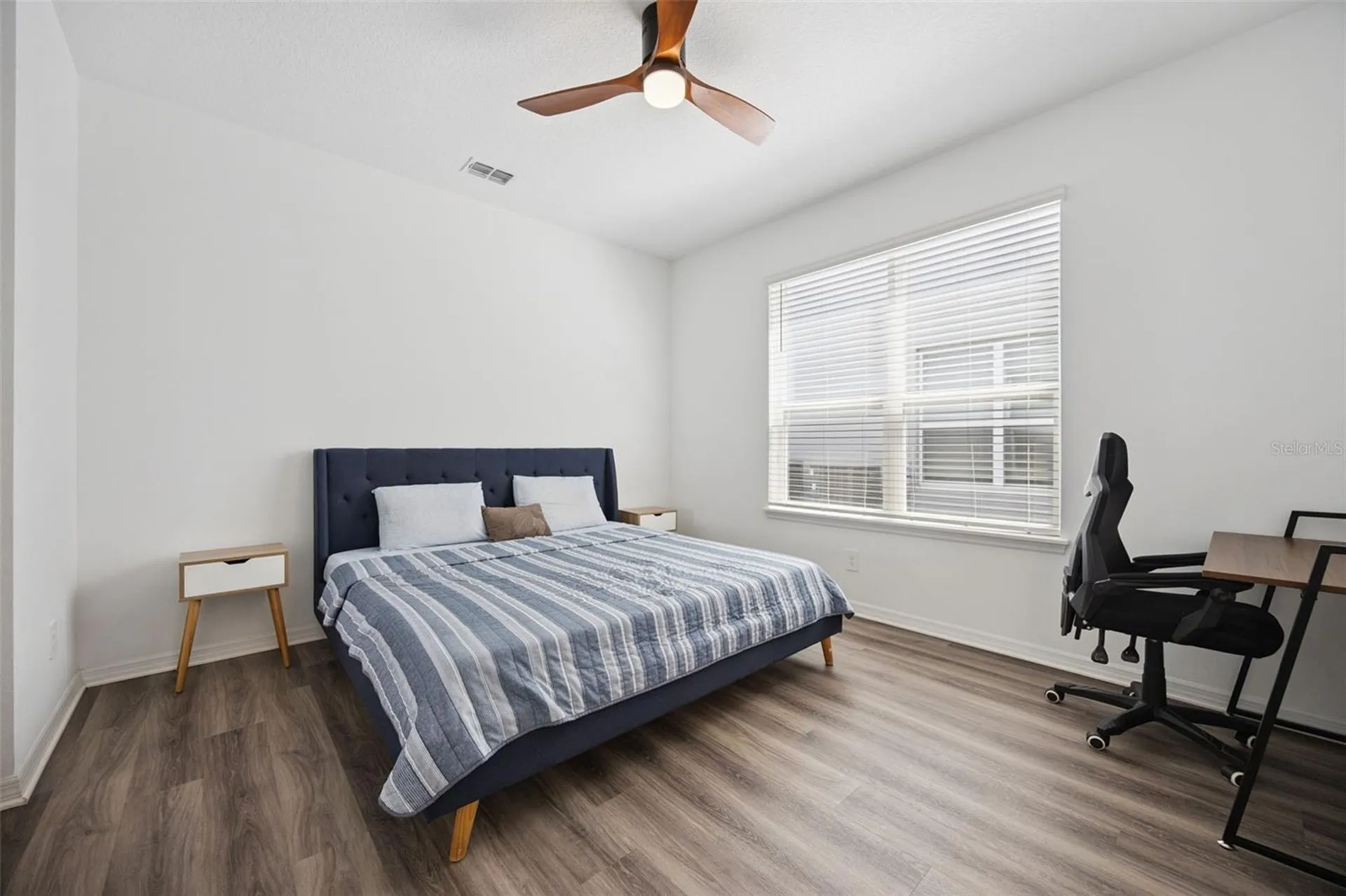 1168 Pando Loop Orlando FL 32824