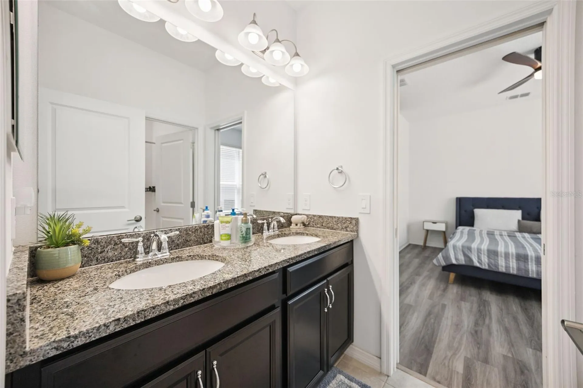 1168 Pando Loop Orlando FL 32824