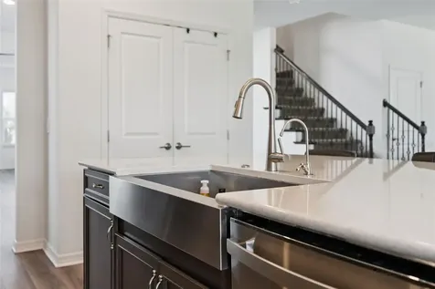 1168 Pando Loop Orlando FL 32824
