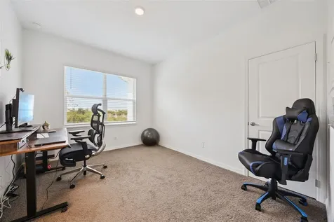 1168 Pando Loop Orlando FL 32824