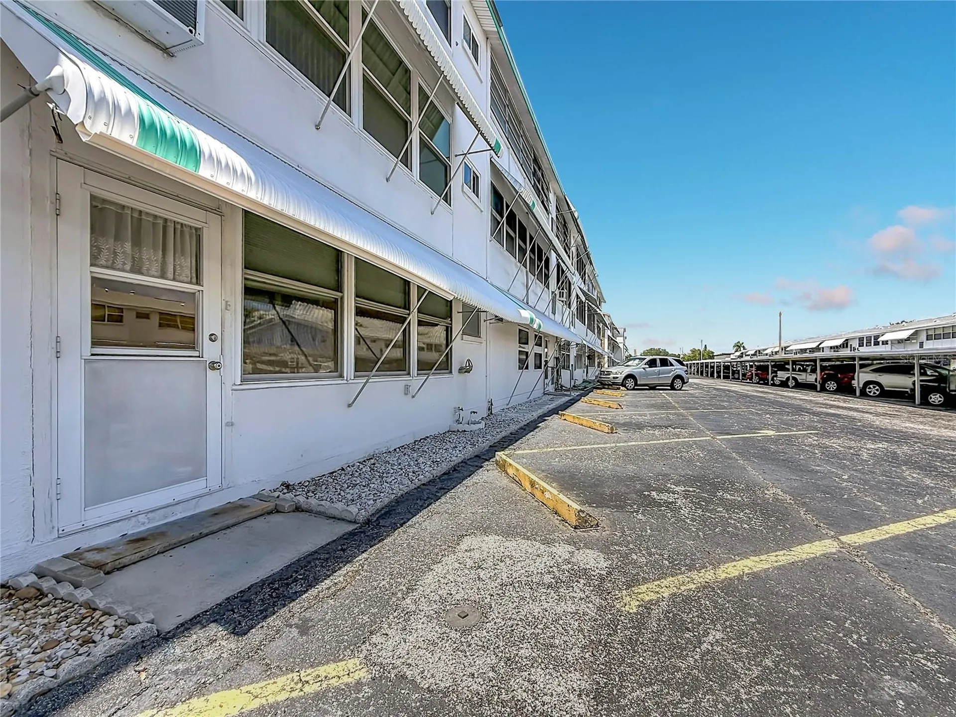 1900 59th Avenue N St Petersburg FL 33714