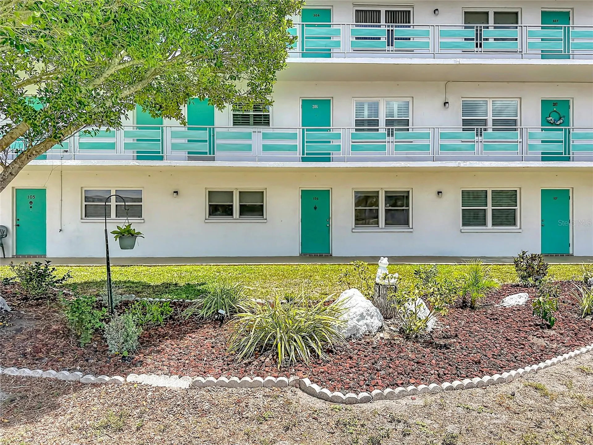 1900 59th Avenue N St Petersburg FL 33714