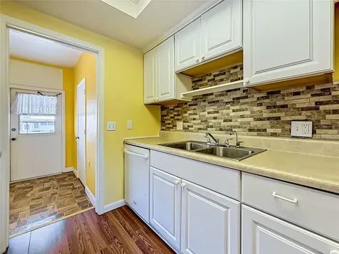 1900 59th Avenue N St Petersburg FL 33714