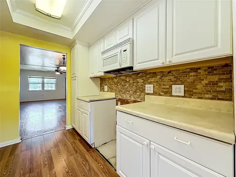 1900 59th Avenue N St Petersburg FL 33714