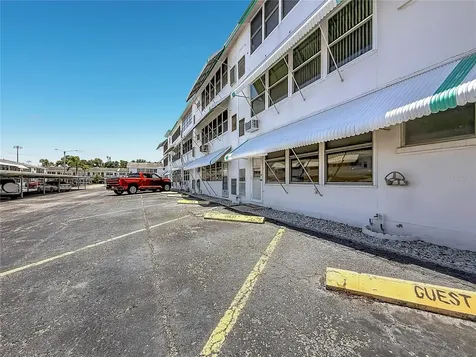 1900 59th Avenue N St Petersburg FL 33714