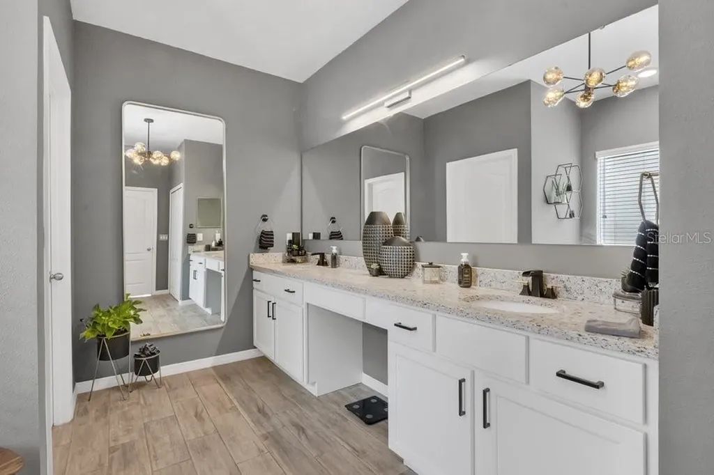 391 Pinecrest Loop Davenport FL 33837