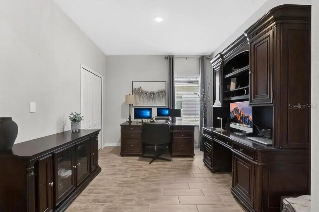 391 Pinecrest Loop Davenport FL 33837