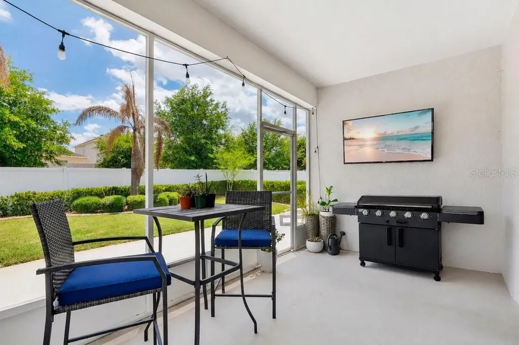 391 Pinecrest Loop Davenport FL 33837