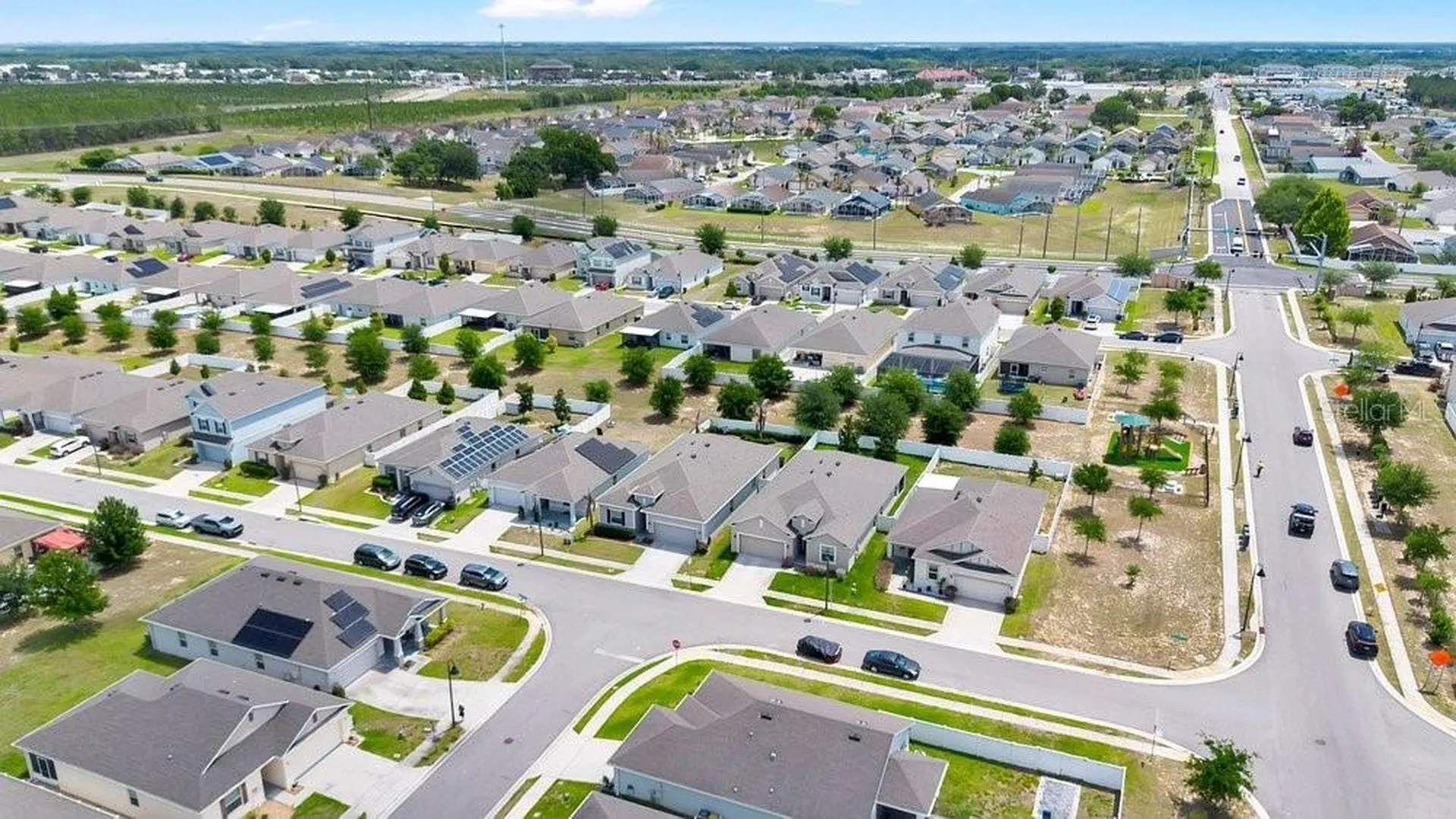 391 Pinecrest Loop Davenport FL 33837