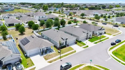 391 Pinecrest Loop Davenport FL 33837
