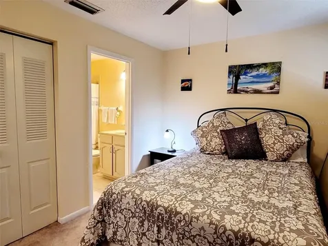 5147 Willow Links Sarasota FL 34235