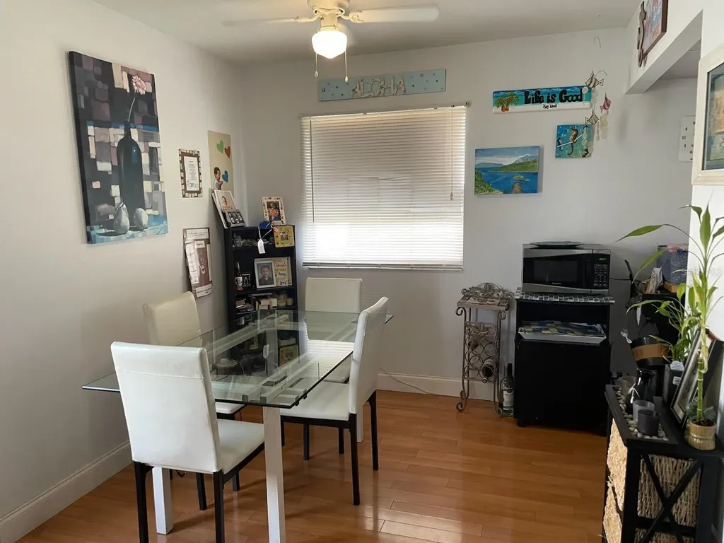 93 Saxony Delray Beach FL 33446