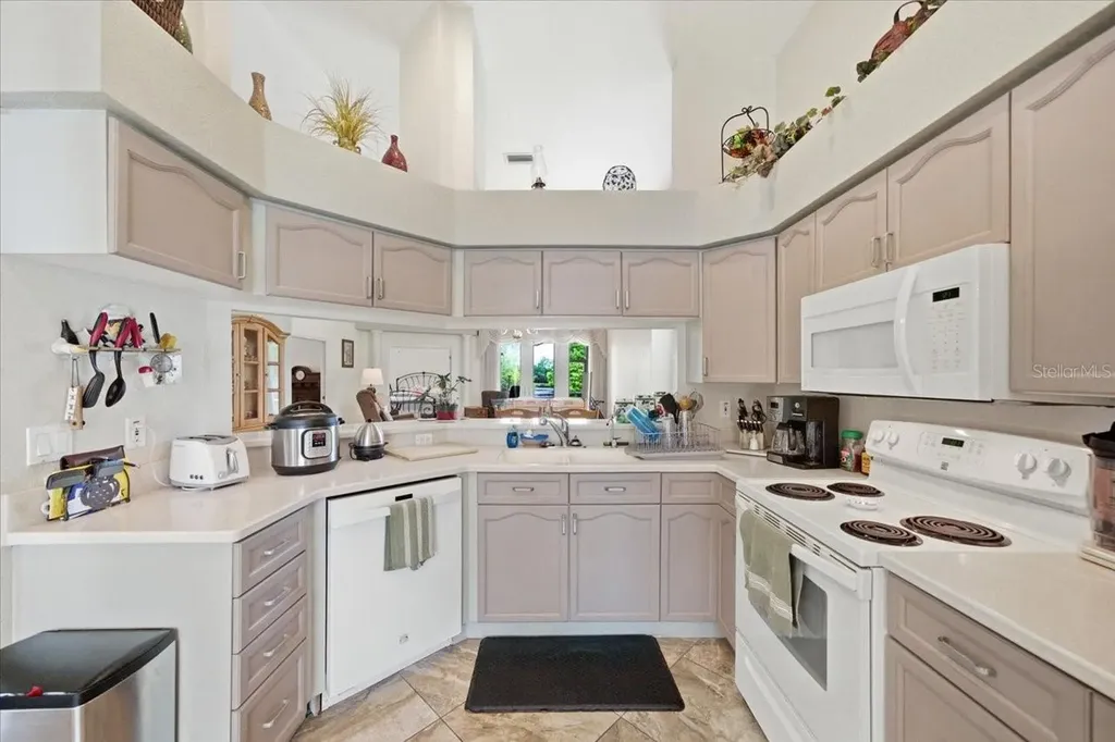 1154 Sarah Court Dunedin FL 34698