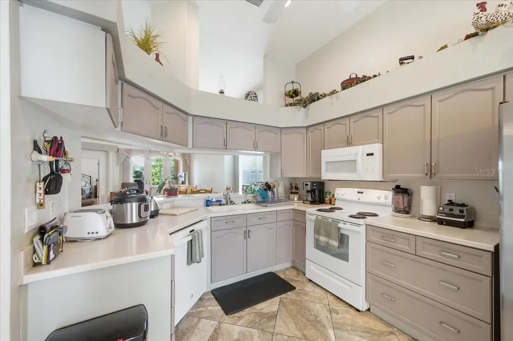 1154 Sarah Court Dunedin FL 34698