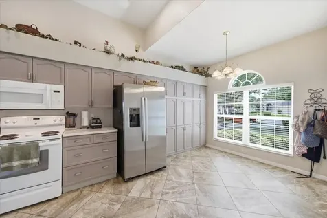 1154 Sarah Court Dunedin FL 34698
