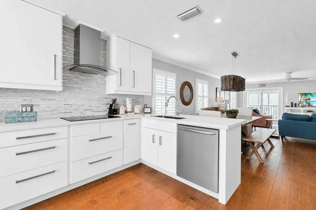 2300 Avenue B Bradenton Beach FL 34217