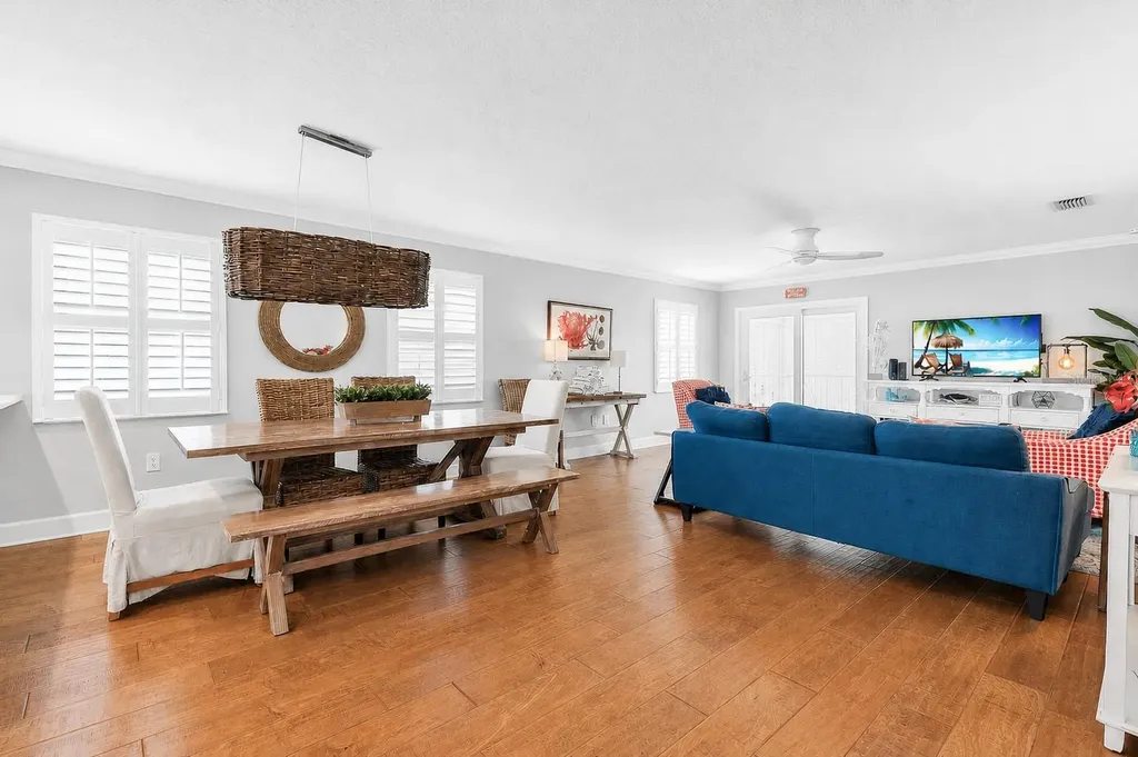 2300 Avenue B Bradenton Beach FL 34217