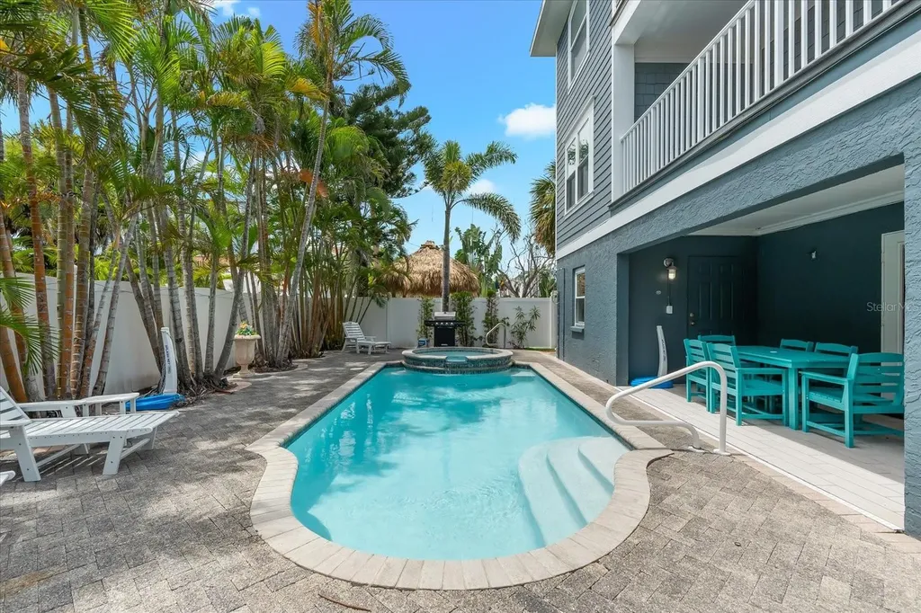 2300 Avenue B Bradenton Beach FL 34217