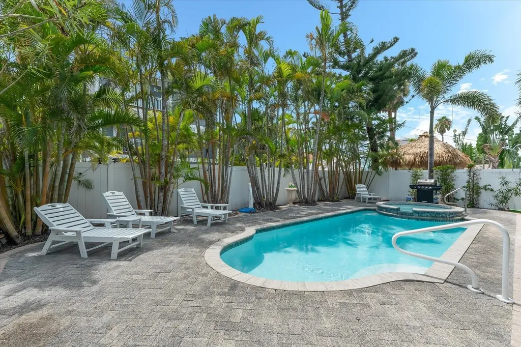 2300 Avenue B Bradenton Beach FL 34217