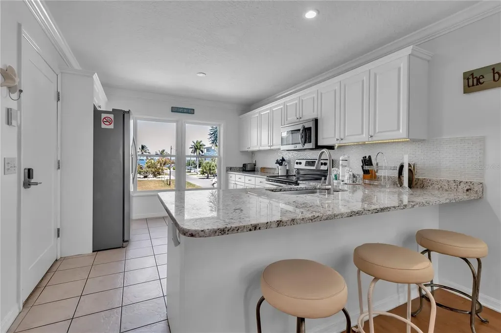 2300 Avenue B Bradenton Beach FL 34217