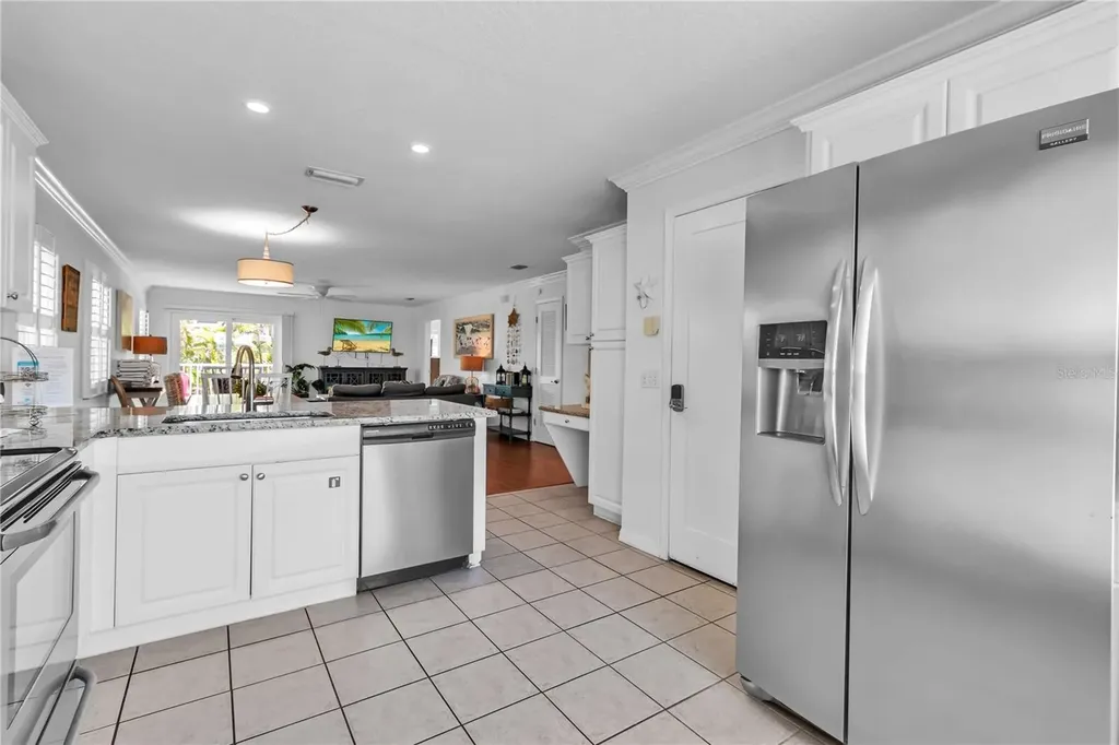 2300 Avenue B Bradenton Beach FL 34217