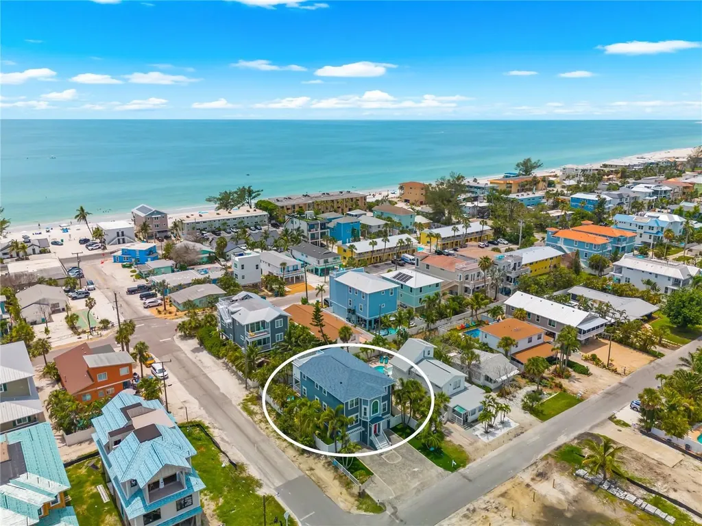 2300 Avenue B Bradenton Beach FL 34217