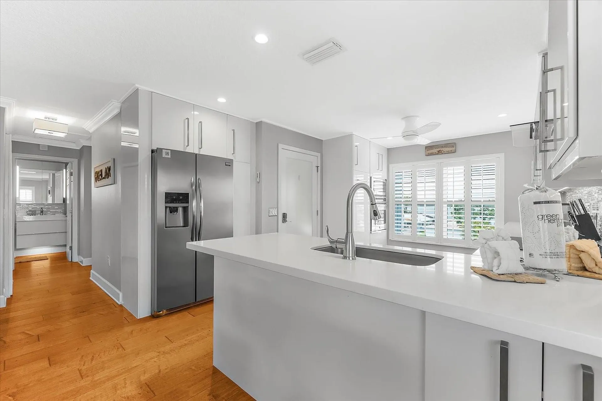 2300 Avenue B Bradenton Beach FL 34217