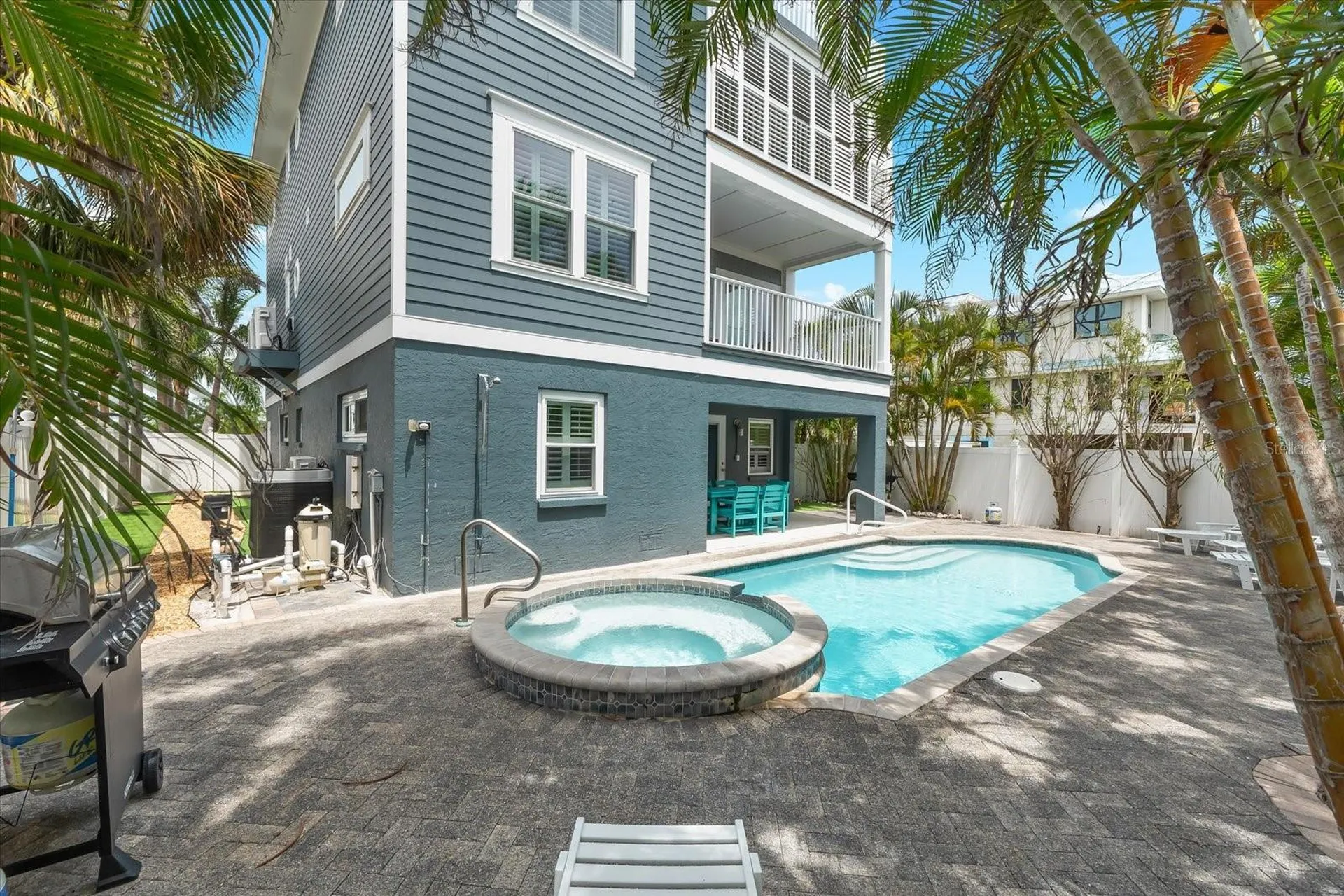 2300 Avenue B Bradenton Beach FL 34217