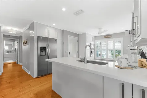 2300 Avenue B Bradenton Beach FL 34217