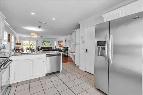 2300 Avenue B Bradenton Beach FL 34217