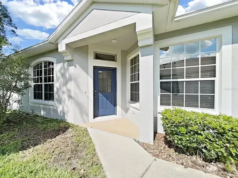 6077 Sandhill Ridge Drive Lithia FL 33547