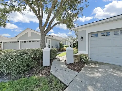 6077 Sandhill Ridge Drive Lithia FL 33547