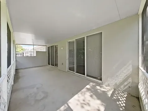 6077 Sandhill Ridge Drive Lithia FL 33547