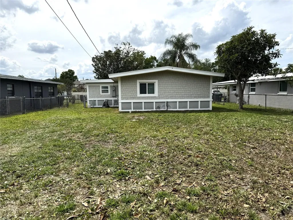 803 Haskell Avenue Orlando FL 32807