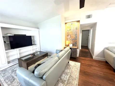 803 Haskell Avenue Orlando FL 32807