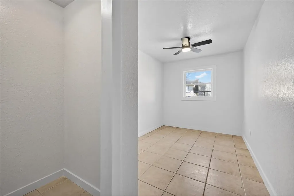 773 W Harbor Drive S St Petersburg FL 33705