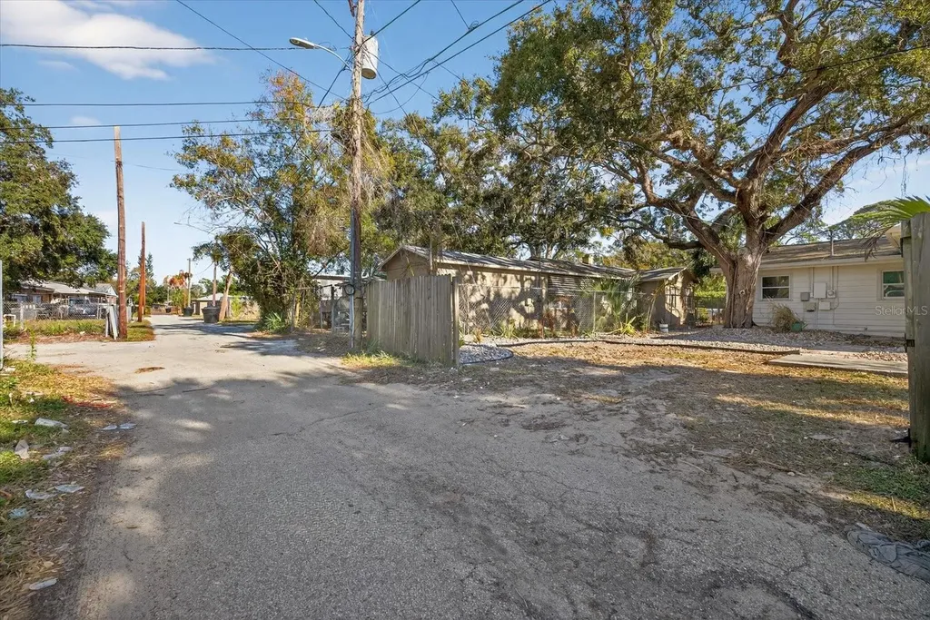 773 W Harbor Drive S St Petersburg FL 33705